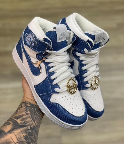 Tênis Nike Air Jordan 1 Mid - Jeans