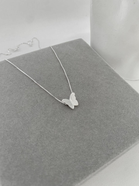 Colar de prata borboleta origami 45cm - comprar online