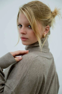 Sweater Felicitas en internet