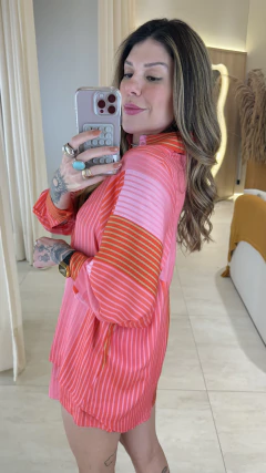 Camisa Helena na internet