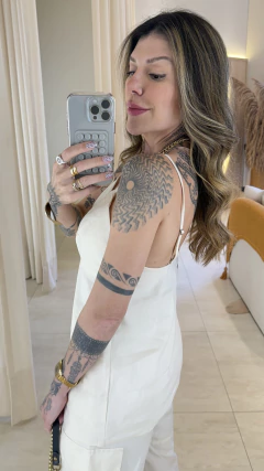 Blusa Antonella na internet