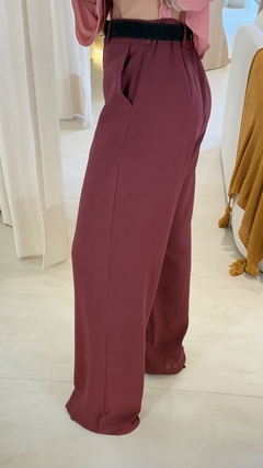 Calça reta Eloa - loja online