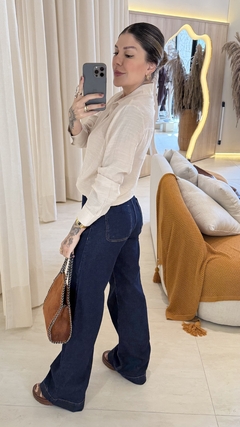 Calça jeans Yara na internet