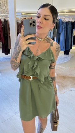Vestido babados