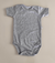 Body cinza infantil mangas curtas.