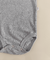 Body cinza infantil mangas curtas.
