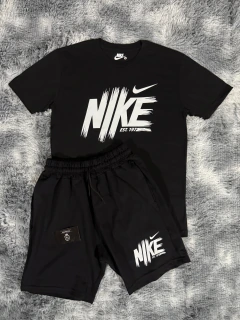 Art 1508 - Conjunto NK - Negro/Negro