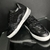 LV Trainer All Black na internet