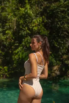 MAIÔ AMAZÔNIA - BRANCO COM NUDE - comprar online
