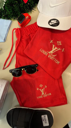 Conjunto infantil Louis Vuitton 6,10,14 na internet