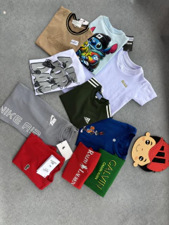 Camisetas variadas tamanho 2 de R$64,00 por R$44,00 peruana - comprar online