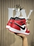 Air Jordan 1 Mid - Chicago na internet