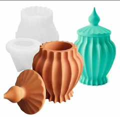 MOLDE BASIJA CON TAPA BM3584