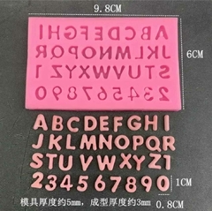 MOLDE MINI LETRAS BM0664