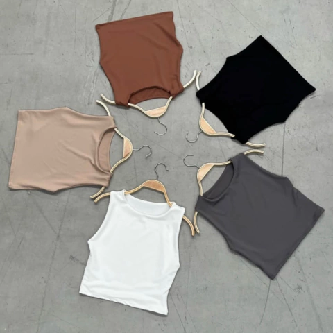 Crop Básico Musculosa - comprar en línea