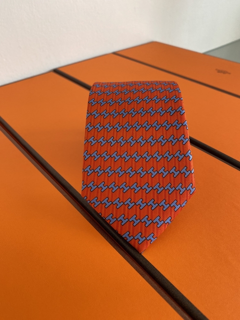 Gravata de seda Hermès
