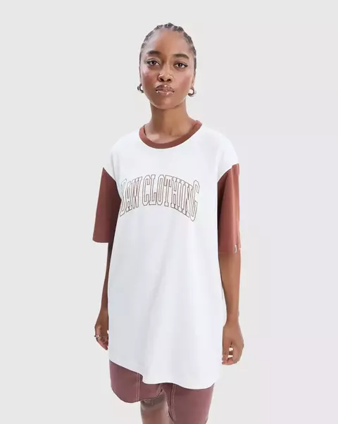 Camiseta Baw Regular "Baw Clothing" Outliene Off White