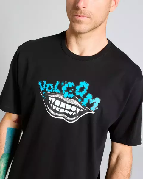 Camiseta Volcom Regular Evil Grin Preta