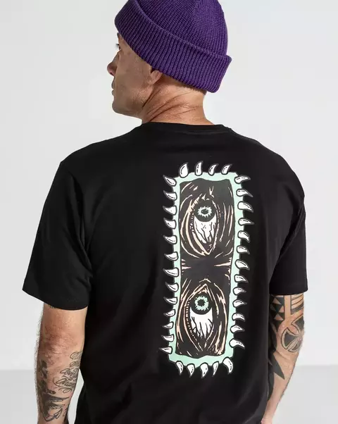 Camiseta Volcom Regular Eye Rust Preto - comprar online
