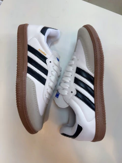 Tênis Samba OG Tradicional Sola Marrom