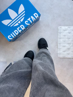 Tênis Superstar Premium Preto na internet
