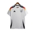 Camisa branca da Seleção da Alemanha para torcedores, modelo masculino da Adidas, com detalhes em vermelho e preto nos ombros.