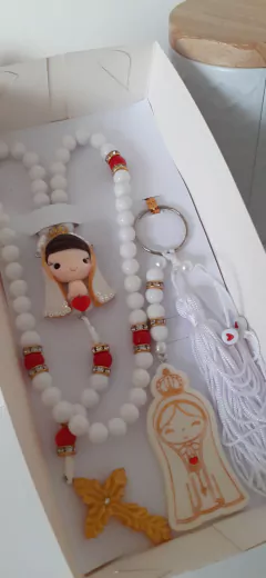 Kit presente Terço Nossa Senhora de Fátima e chaveiro - comprar online