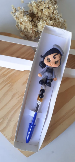 Ceneta decorada com biscuit Polícia