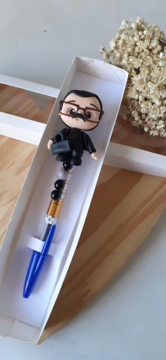Caneta decorada com biscuit Senhor Barriga
