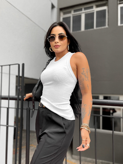 Imagem do Regata Sarah Branca