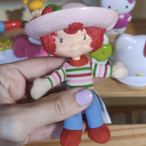 Boneca Moranguinho Estilo Original, 2005 - comprar online