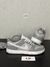 NIKE DUNK LOW CINZA E BRANCO na internet