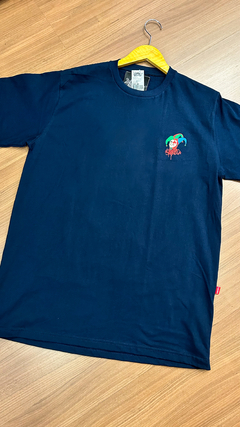 CAMISETA 4056 AZUL MARINHO CHRONIC na internet