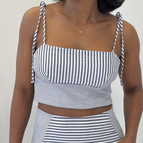 Cropped Listras Lua Azul - comprar online