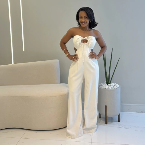 Macacão com amarração Elza Creme - comprar online