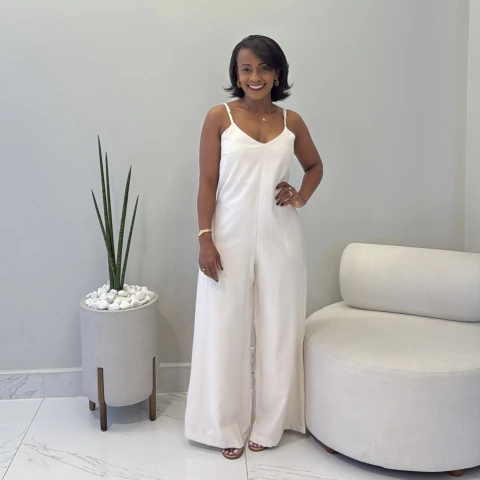 Macacão Helena Creme - comprar online