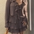 Conjunto blusa manga babado bruna marrom na internet