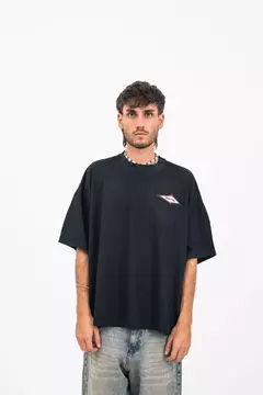 REMERA MISTICO VIBES NEGRO (R198) - comprar online