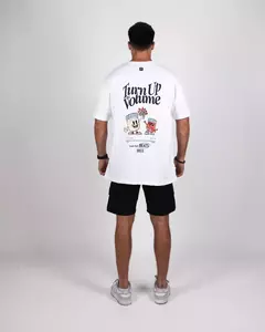 REMERA BEATS (R162)