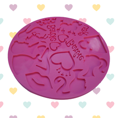 Molde de Chaveiros Barbie 5cm sem gravação - 16 cavidades - comprar online