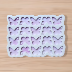 Molde Borboleta Asa Frisada (2,5cm) - 20 cavidades - Mini Pingentes - Com furo