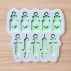 Molde Ampola e Seringa (2,5cm) - 10 cavidades - Mini Pingentes - Injeção Vacina Farmácia Enfermagem
