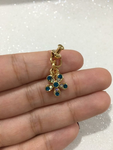 PAR PINGENTE REF Z-2193 (FLORZINHA P) PRONTA ENTREGA - (19817-7)