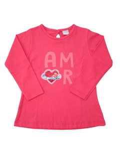 Remera roja amor