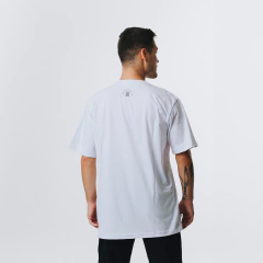 CAMISETA OVER HOUR na internet