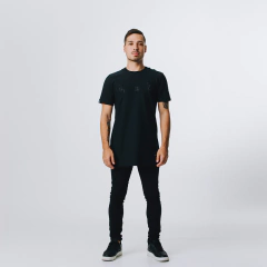 Imagem do CAMISETA SLIM STRASS