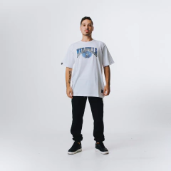CAMISETA OVER HOUR na internet