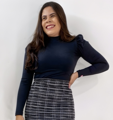 Cacharrel Nayra - Preta