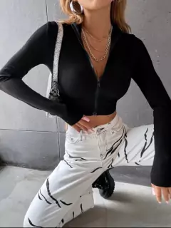 Cropped Kendal na internet