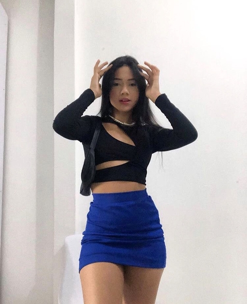 Cropped Linda
